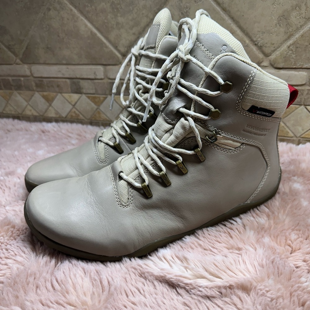 Vivo Barefoot Women's Lace Up Cream Boots